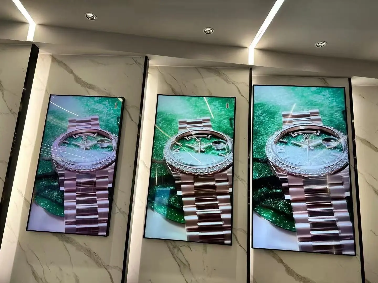 Zero-Gap Wall Mount Digital Signage Zero-Gap Wall Mount Digital Signage