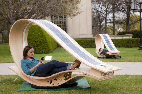 solar smart bench 